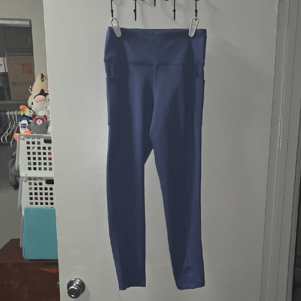 High-Waisted Blue Leggings